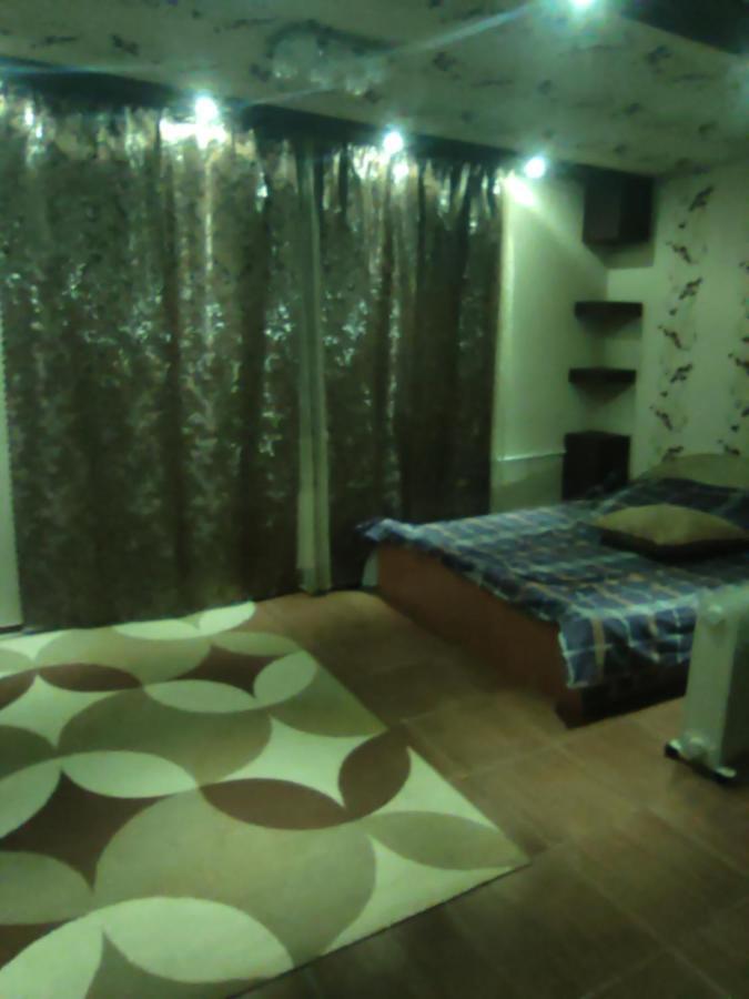 Eaa Apartment Tiraspol Ngoại thất bức ảnh